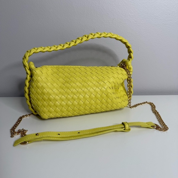 Melie Bianco Woven Shoulder Bag with Crossbody strap - Picture 3 of 9